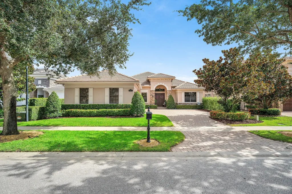 Boynton Beach FL, 9277 Equus Circle