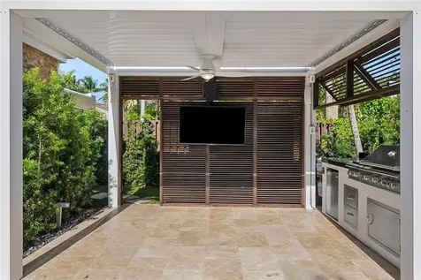 916 SE 5th Court Fort Lauderdale FL 33301