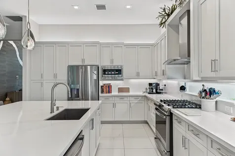 9960 Pecorino Isle Boynton Beach FL 33473
