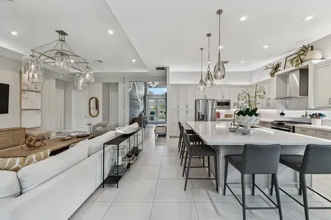 9960 Pecorino Isle Boynton Beach FL 33473