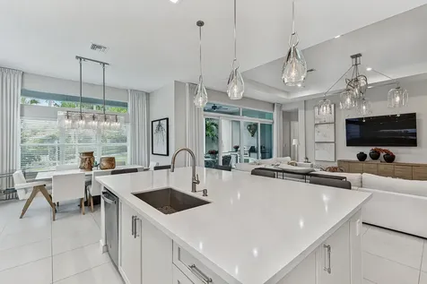9960 Pecorino Isle Boynton Beach FL 33473
