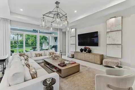 9960 Pecorino Isle Boynton Beach FL 33473