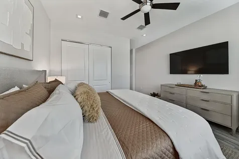 9960 Pecorino Isle Boynton Beach FL 33473