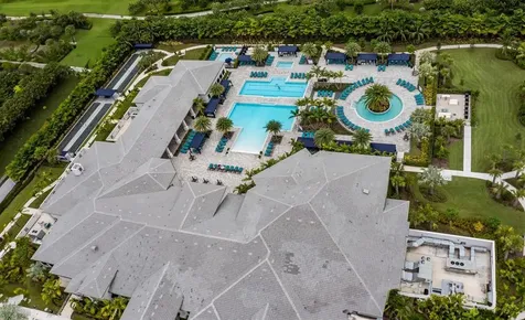 9960 Pecorino Isle Boynton Beach FL 33473