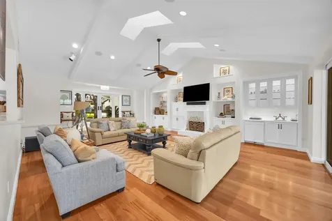 10410 SE Banyan Way Tequesta FL 33469