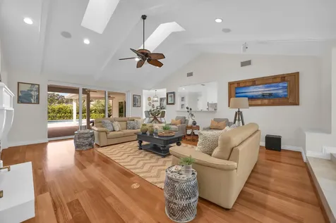 10410 SE Banyan Way Tequesta FL 33469