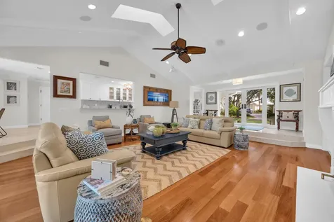 10410 SE Banyan Way Tequesta FL 33469
