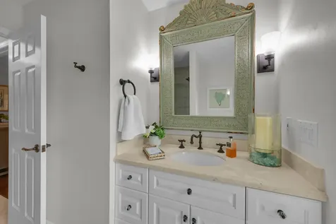 10410 SE Banyan Way Tequesta FL 33469