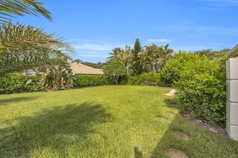 10410 SE Banyan Way Tequesta FL 33469
