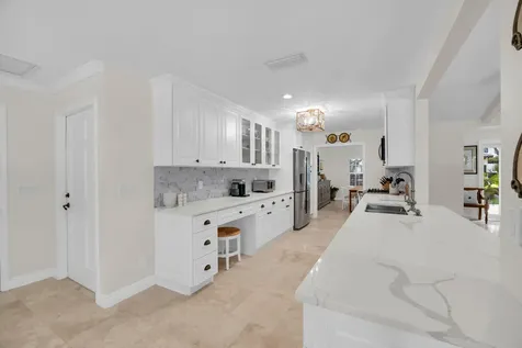 10410 SE Banyan Way Tequesta FL 33469