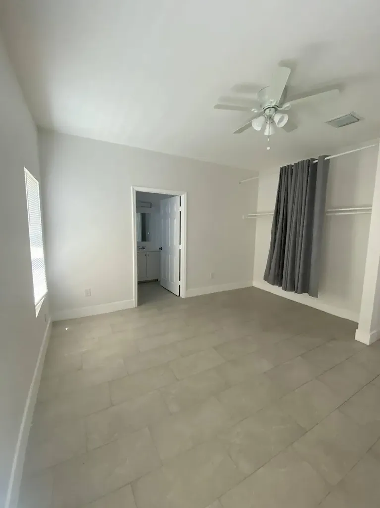 2594 NW 20th Street Fort Lauderdale FL 33311