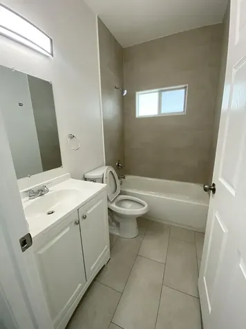 2594 NW 20th Street Fort Lauderdale FL 33311