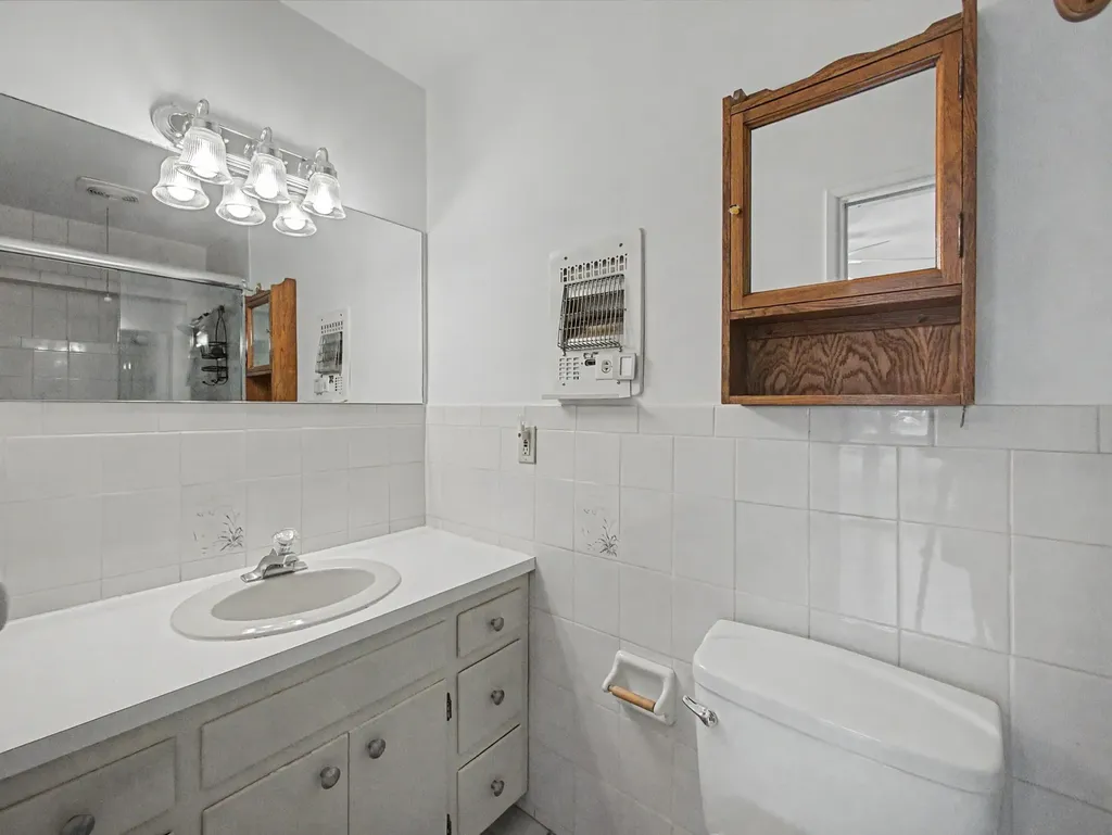 4650 NE 2nd Terrace Fort Lauderdale FL 33334