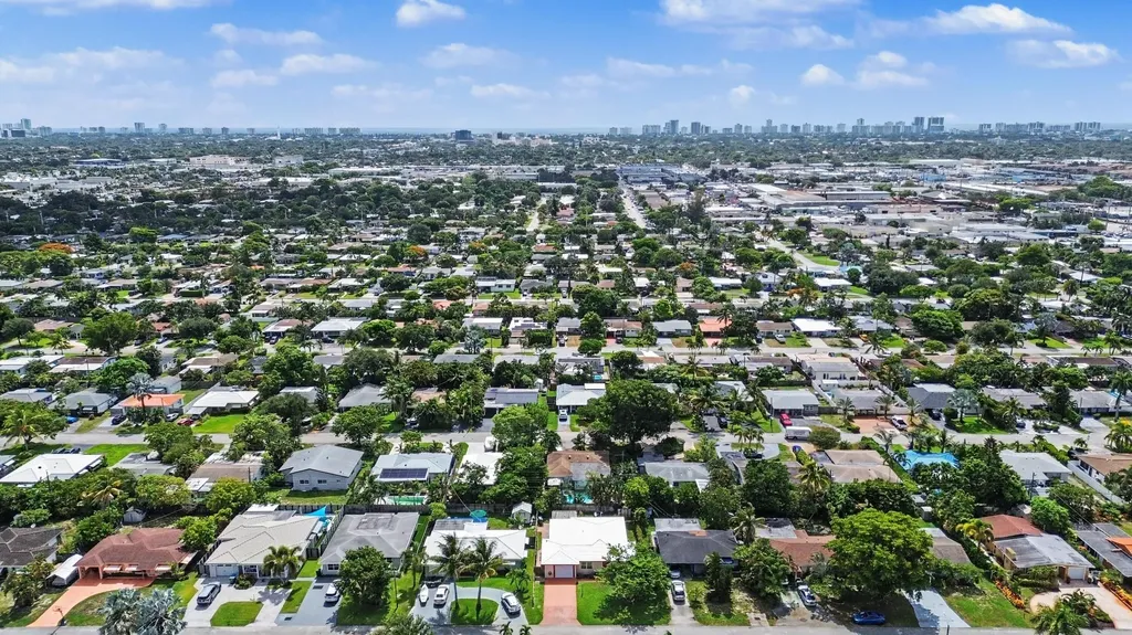 4650 NE 2nd Terrace Fort Lauderdale FL 33334