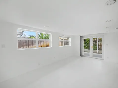 4650 NE 2nd Terrace Fort Lauderdale FL 33334