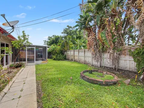 4650 NE 2nd Terrace Fort Lauderdale FL 33334