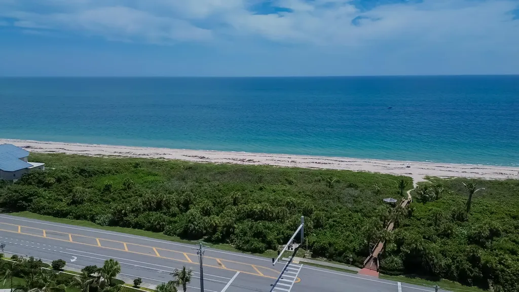 5047 N Hwy A1a Fort Pierce FL 34949