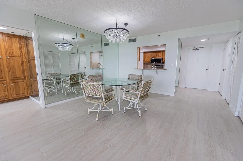 5047 N Hwy A1a Fort Pierce FL 34949