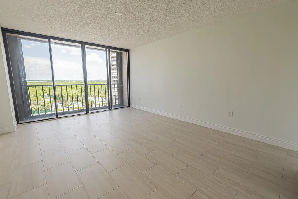 5047 N Hwy A1a Fort Pierce FL 34949