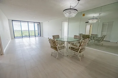 5047 N Hwy A1a Fort Pierce FL 34949