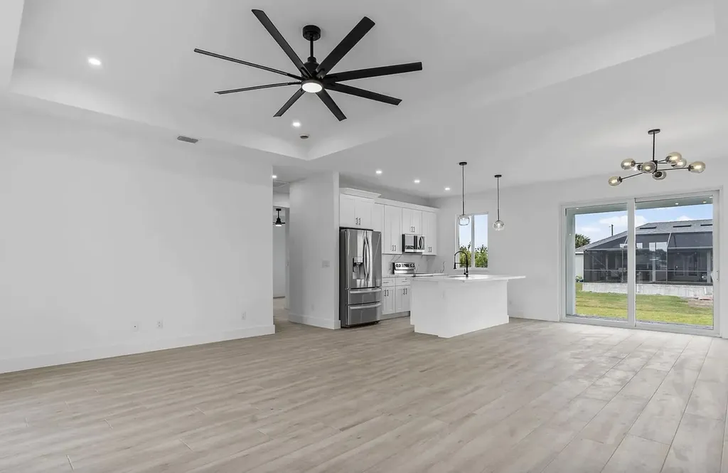 13438 Mcintosh Avenue Port Charlotte FL 33981