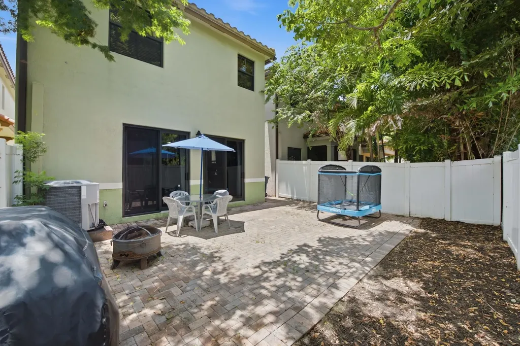 4817 NW 59th Street Tamarac FL 33319