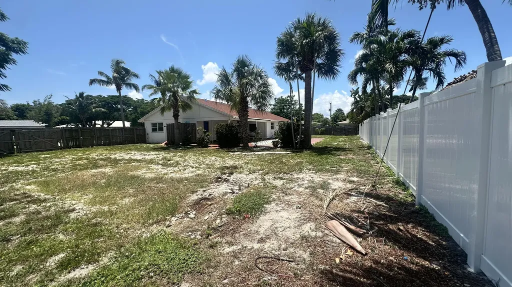 201 NE 30th Street Boca Raton FL 33431