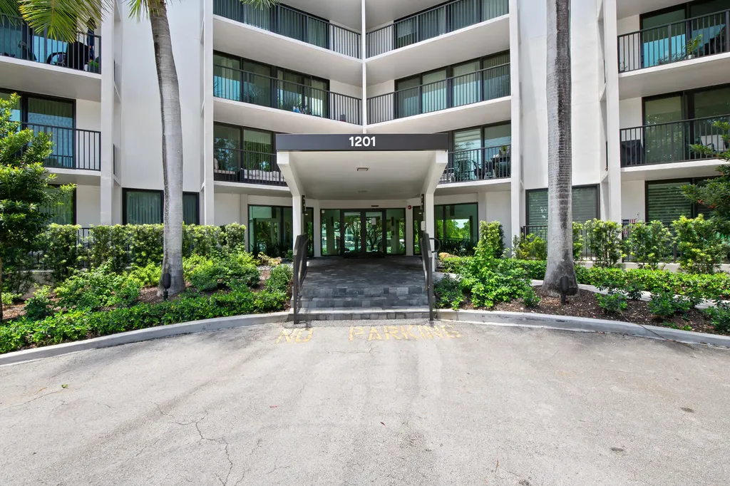 1201 River Reach Drive Fort Lauderdale FL 33315