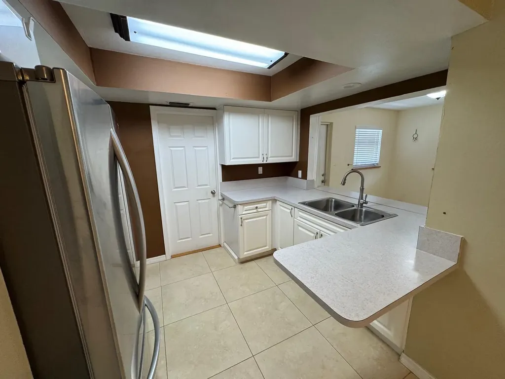4717 NW 49th Place Tamarac FL 33319