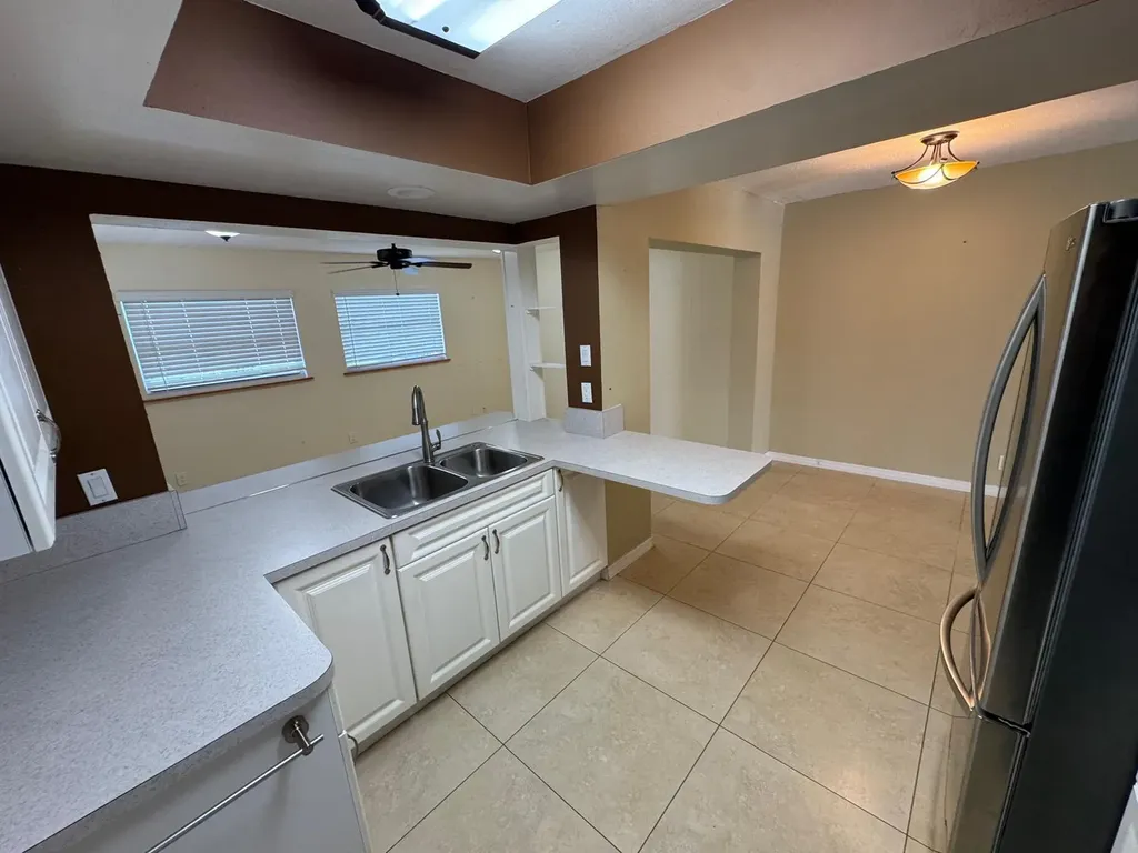 4717 NW 49th Place Tamarac FL 33319