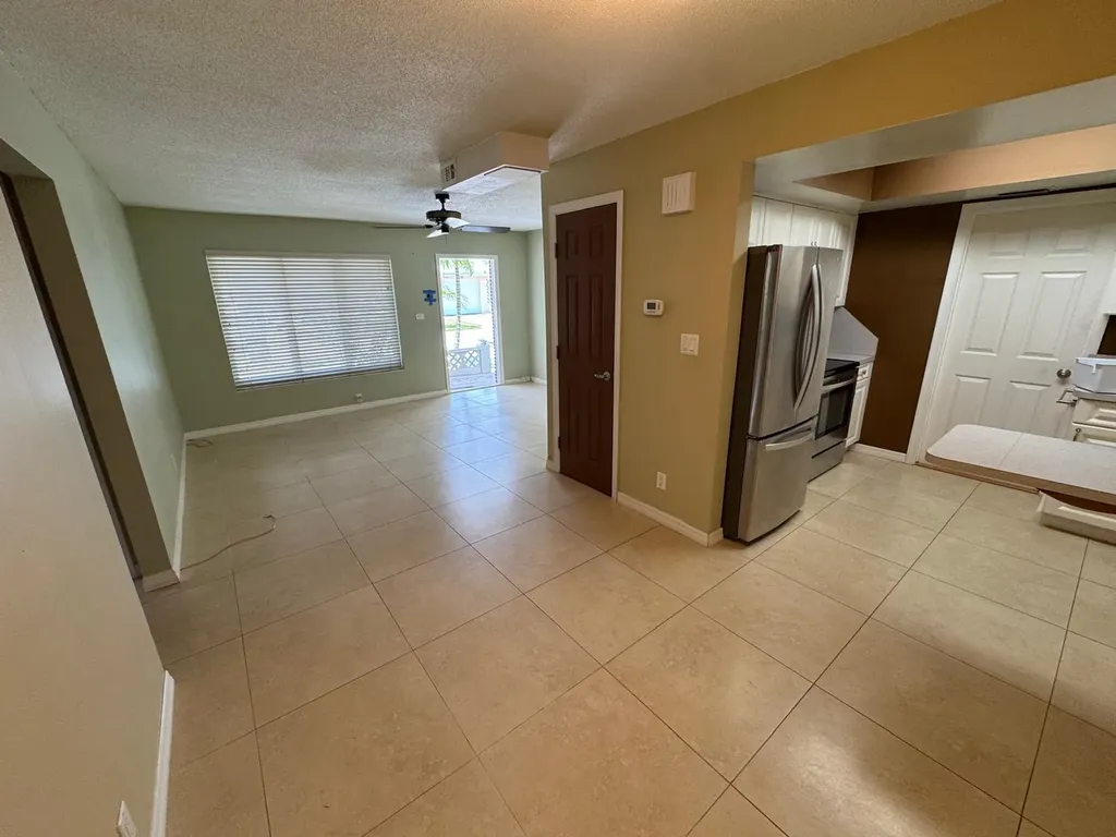4717 NW 49th Place Tamarac FL 33319