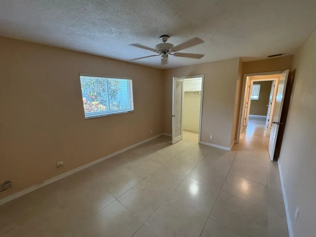 4717 NW 49th Place Tamarac FL 33319