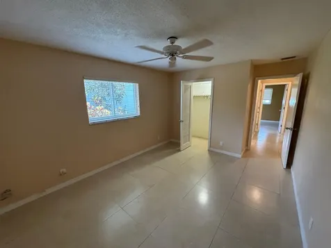 4717 NW 49th Place Tamarac FL 33319