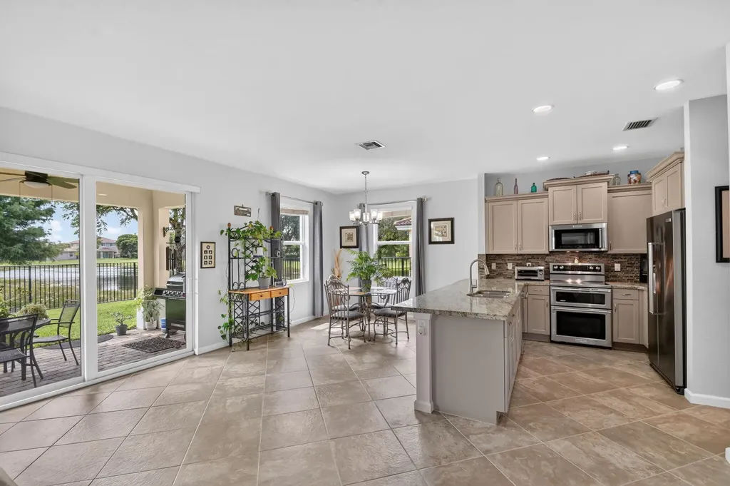 5652 Caranday Palm Drive Greenacres FL 33463