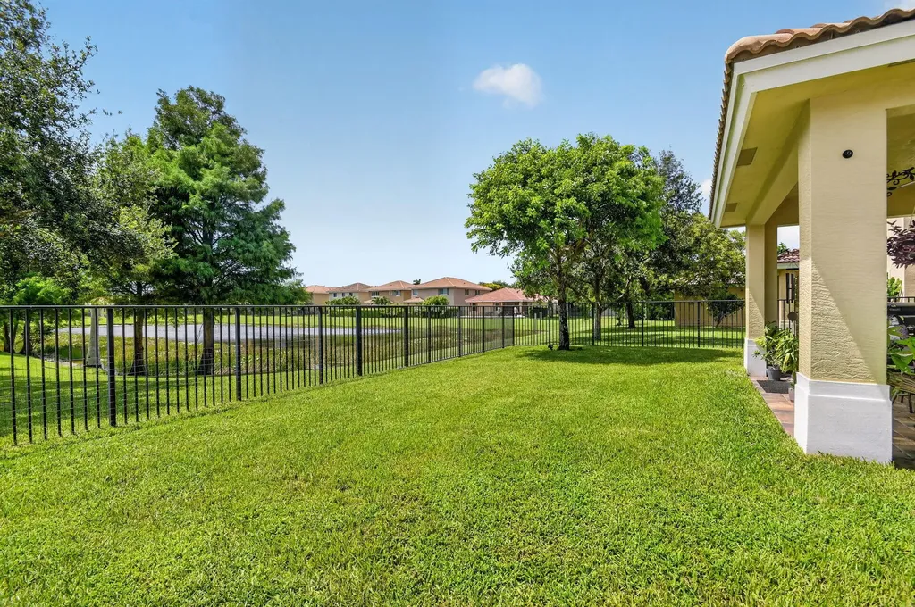 5652 Caranday Palm Drive Greenacres FL 33463