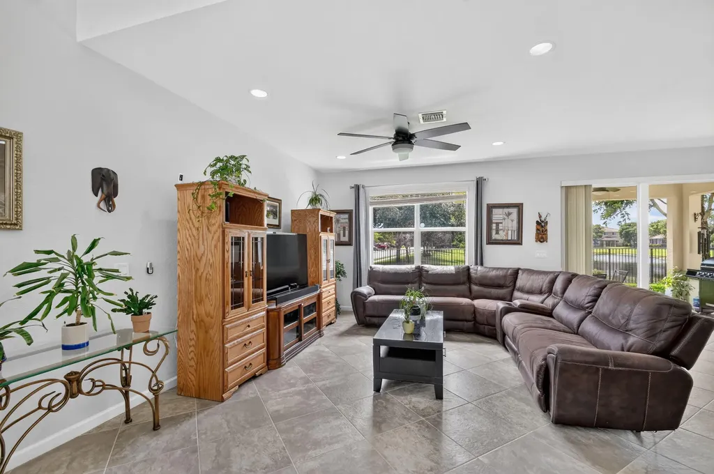 5652 Caranday Palm Drive Greenacres FL 33463