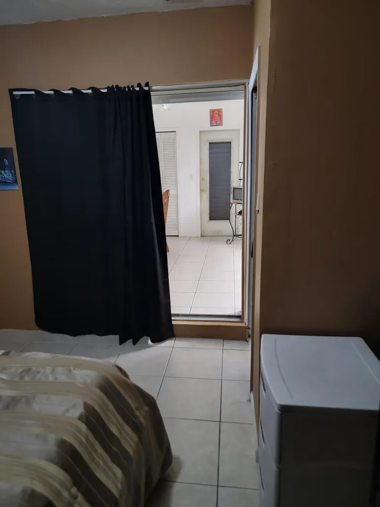 5165 SW 10th Court Margate FL 33068