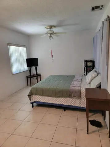5165 SW 10th Court Margate FL 33068