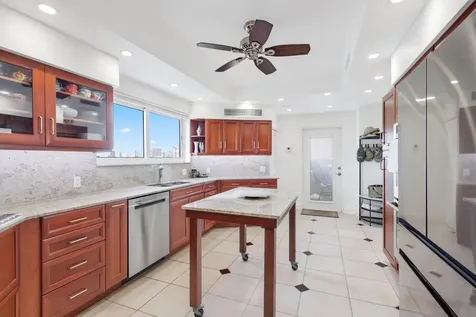 333 Sunset Drive Fort Lauderdale FL 33301