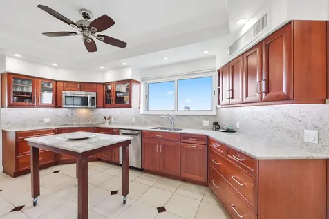 333 Sunset Drive Fort Lauderdale FL 33301
