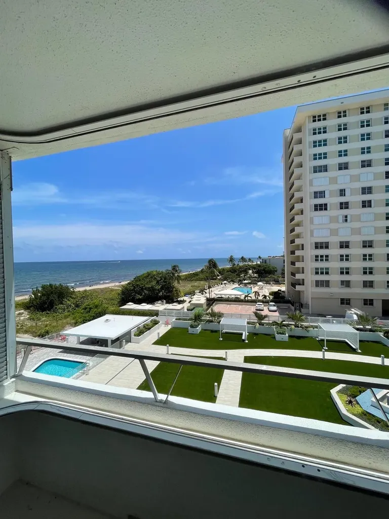 1850 S Ocean Boulevard Lauderdale By The Sea FL 33062