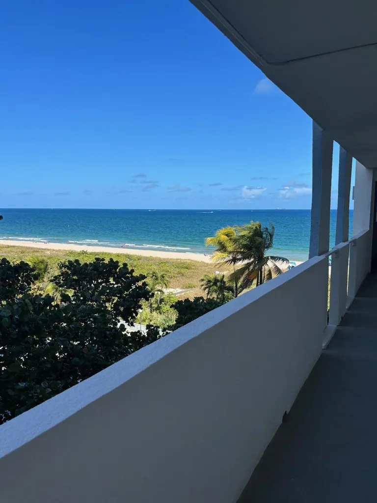 1850 S Ocean Boulevard Lauderdale By The Sea FL 33062