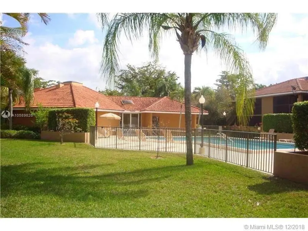 729 NW 103rd Terrace Pembroke Pines FL 33026