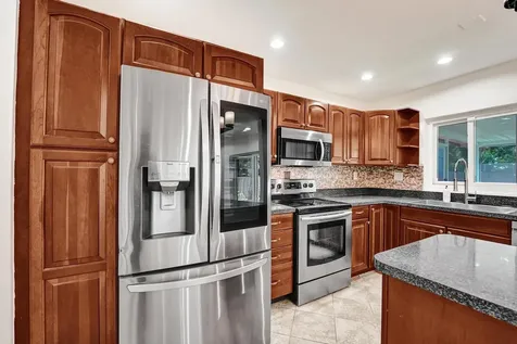 300 SW 19th Avenue Fort Lauderdale FL 33312