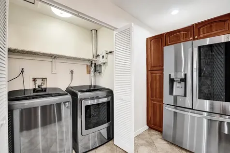 300 SW 19th Avenue Fort Lauderdale FL 33312
