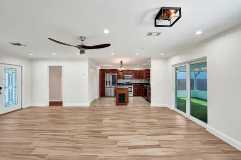 300 SW 19th Avenue Fort Lauderdale FL 33312