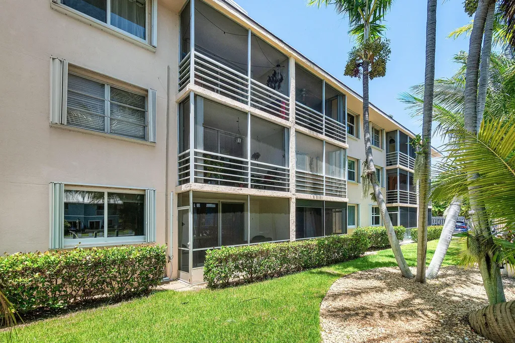 4502 N Federal Highway Lighthouse Point FL 33064
