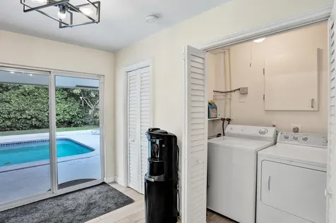 5707 NE 16th Terrace Fort Lauderdale FL 33334