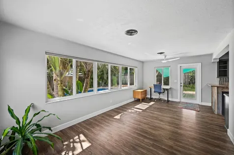 4860 NE 6th Avenue Oakland Park FL 33334