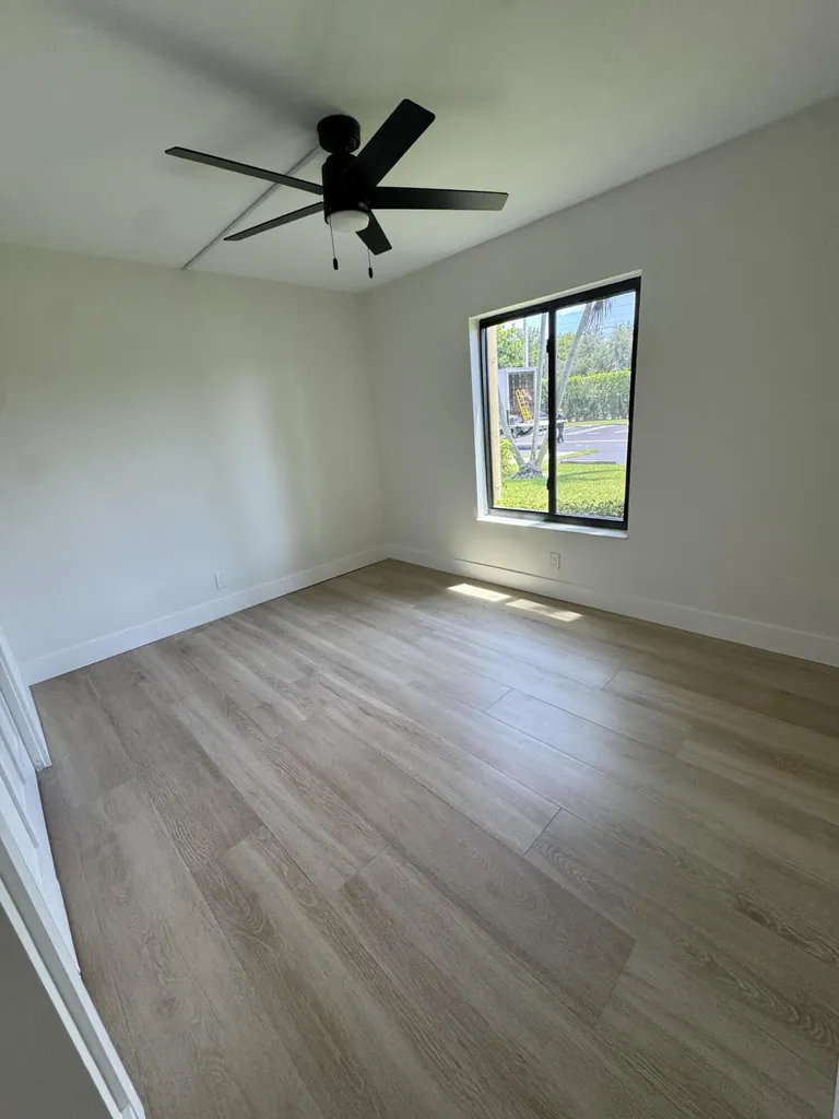 629 Sea Pine Way Greenacres FL 33415